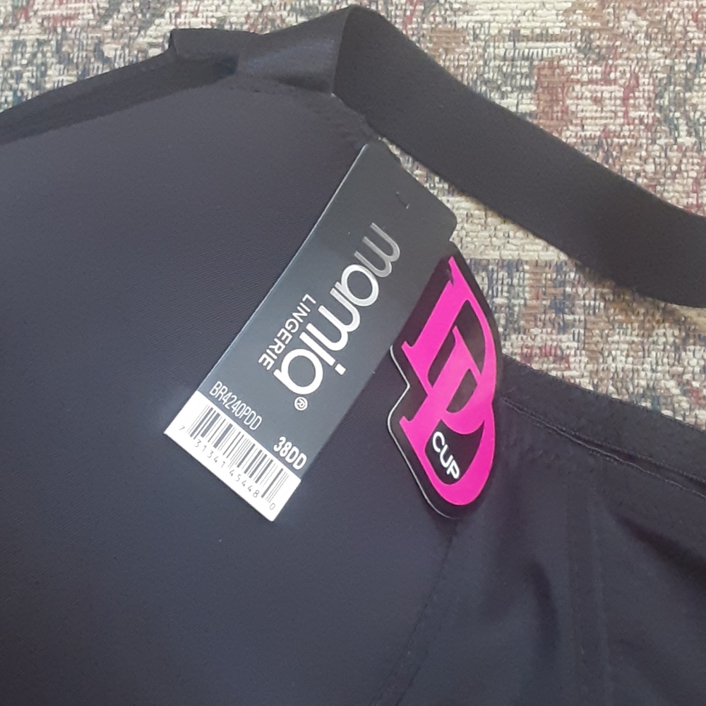 Bras - Picture 2 of 4